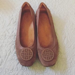 Clark’s Artisan Gray Flats